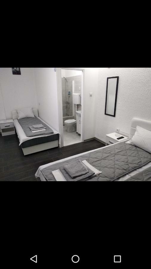 Apartmani Pinokio Ni المظهر الخارجي الصورة