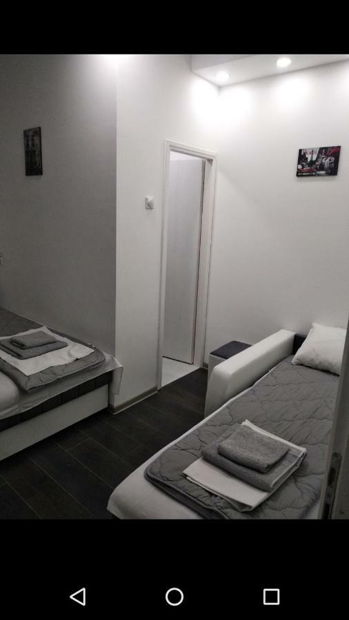 Apartmani Pinokio Ni المظهر الخارجي الصورة