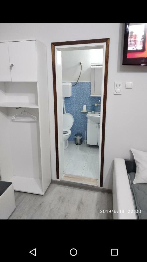 Apartmani Pinokio Ni المظهر الخارجي الصورة